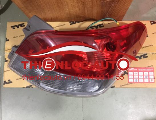 Đèn hậu Nissan sunny