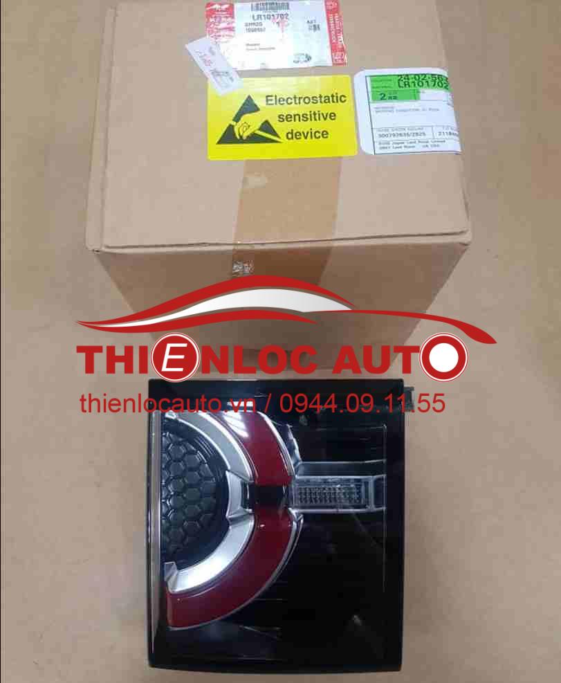 ĐÈN HẬU TRONG TRÁI LAND ROVER SPORT
