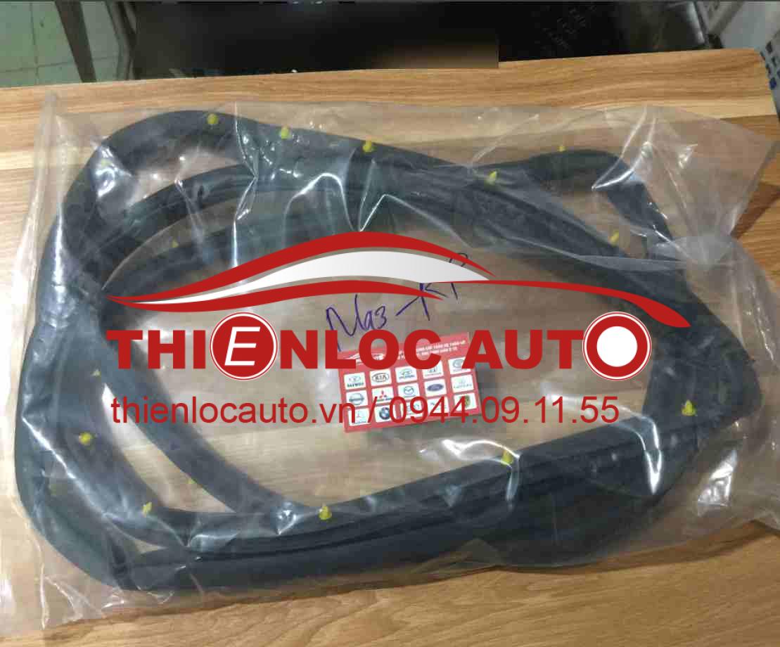 GIOĂNG CÁNH SAU PHẢI DAEWOO MATIZ