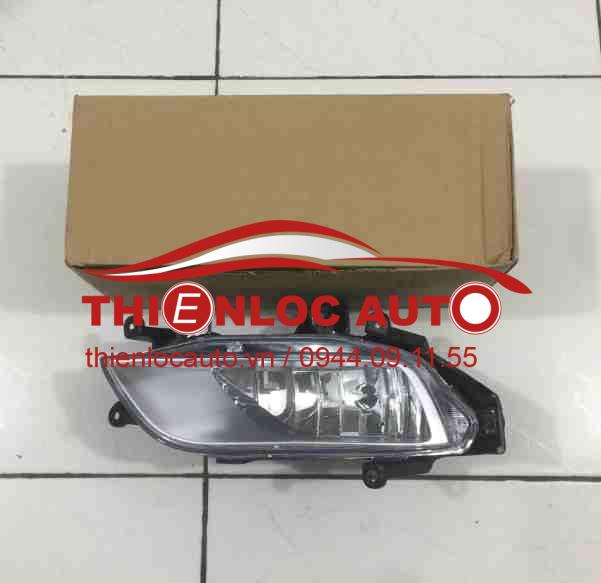 đèn gầm phải hyundai starex