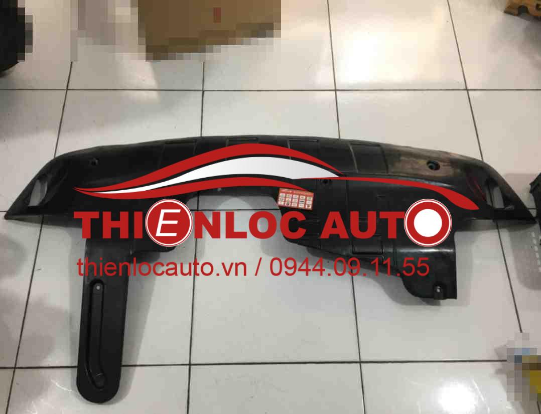 CHẮN BÙN GẦM GIỮA HYUNDAI TUCSON