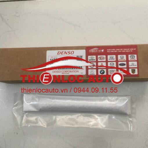 PHIN LỌC GAS TOYOTA INNOVA
