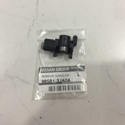 CẢM BIẾN VA CHẠM NISSSAN NAVARA