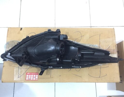 ĐÈN PHA TRÁI SUZUKI SWIFT