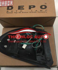 ĐÈN HẬU PHẢI MAZDA 323