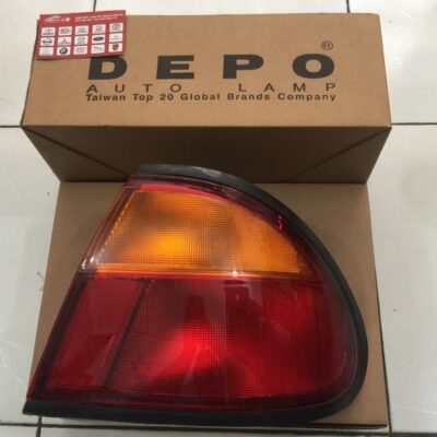 ĐÈN HẬU PHẢI MAZDA 323