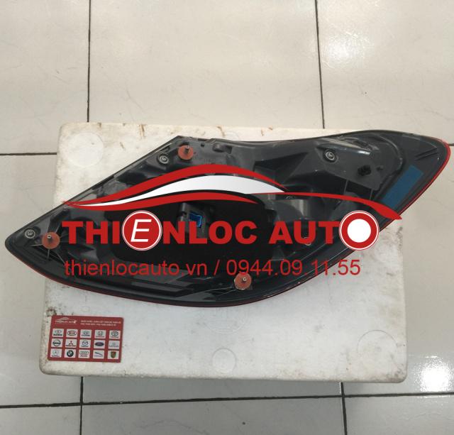 ĐÈN HẬU TRÁI MERCEDES E CLASS