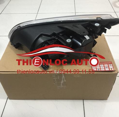 ĐÈN PHA PHẢI FORD FOCUS