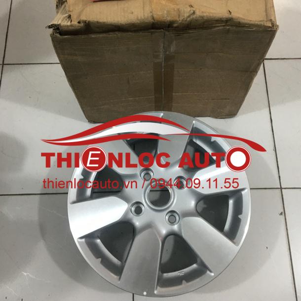 LA ZĂNG ĐÚC NISSAN LIVINA