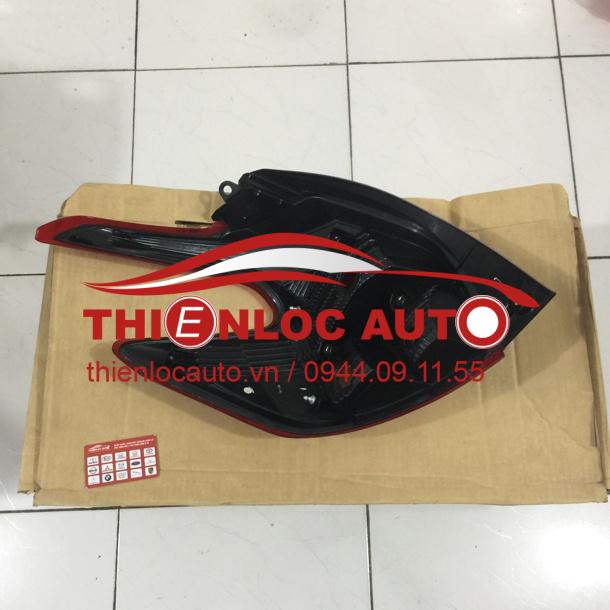ĐÈN HẬU PHẢI TOYOTA YARIS