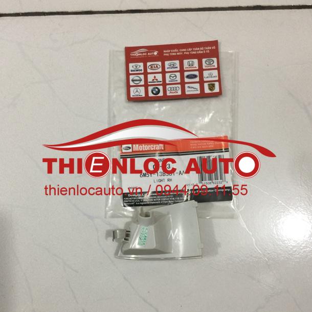 XI NHAN GƯƠNG PHẢI FORD FOCUS