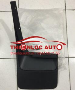 CHẮN BÙN BÁNH SAU MAZDA BT50