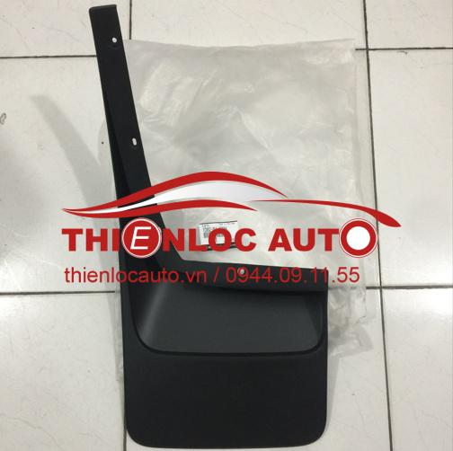 CHẮN BÙN BÁNH SAU MAZDA BT50