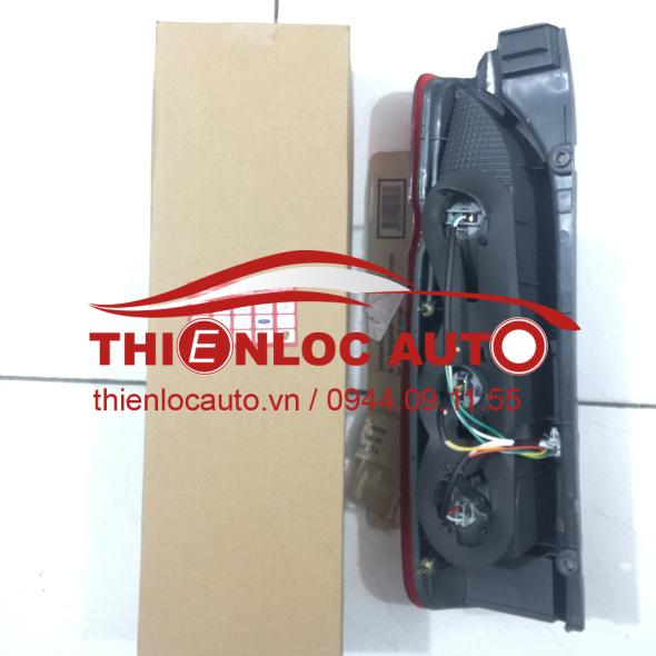 ĐÈN HẬU PHỤ TOYOTA HIACE