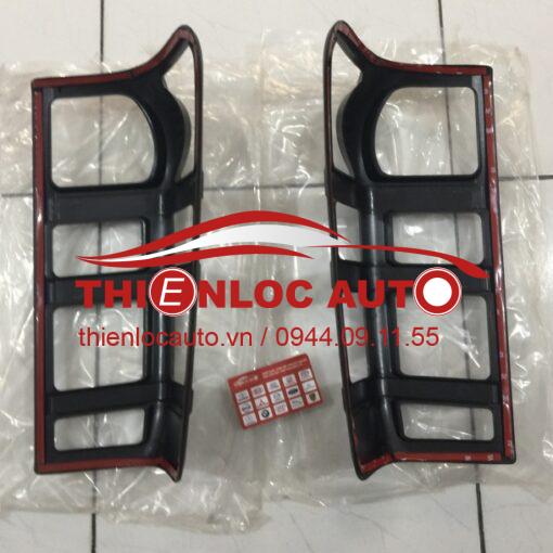 ỐP ĐÈN HẬU ISUZU DMAX