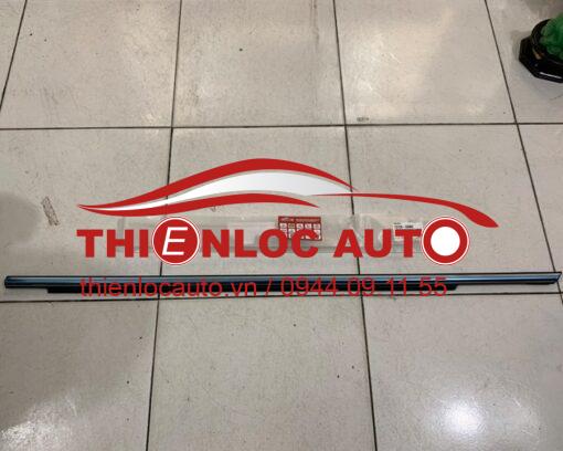 NẸP CHÂN KÍNH TOYOTA CAMRY