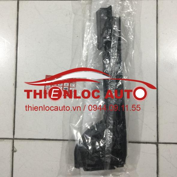 PHE CÀI CẢN TOYOTA HIACE