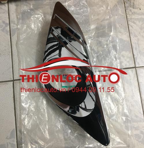 ỐP ĐÈN GẦM TOYOTA CAMRY