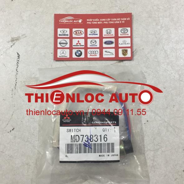 CÔNG TẮC BÁO LÙI MITSUBISHI PAJERO