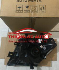 ĐÈN PHA PHẢI NISSAN NAVARA 2010