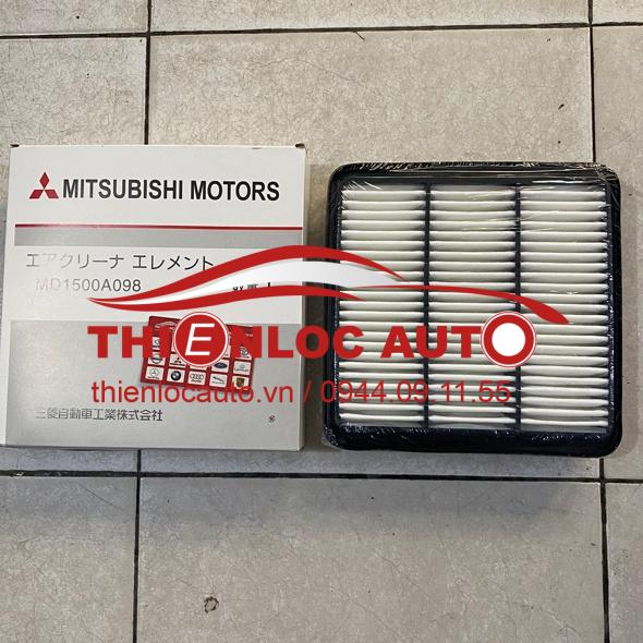 LỌC GIÓ ĐỘNG CƠ MITSUBISHI TRITON