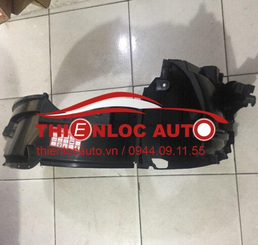 LÒNG DÈ CHẮN BÙN SUZUKI SWIFT