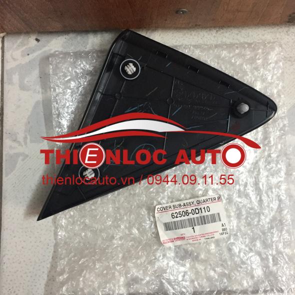 ỐP GÓC CỬA SAU TOYOTA VIOS