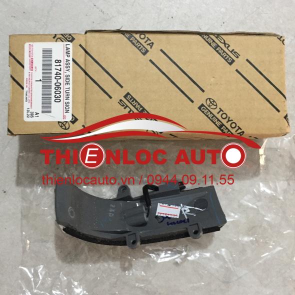 XI NHAN GƯƠNG TOYOTA ALTIS