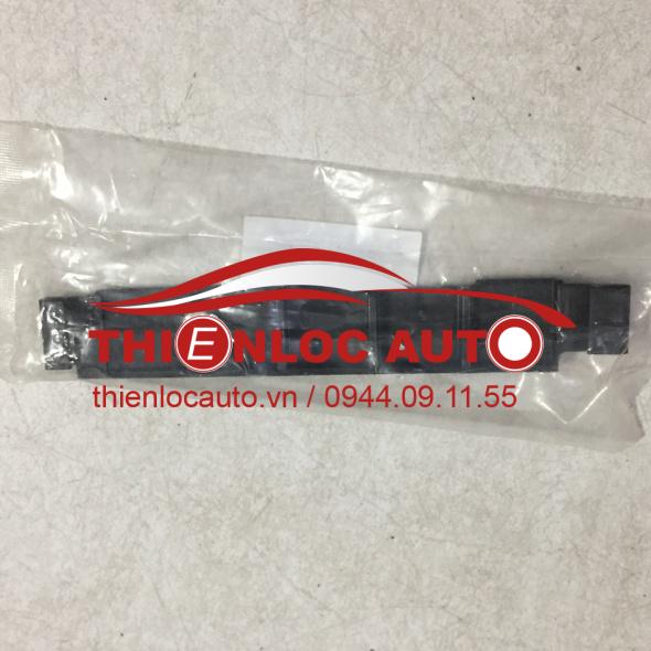 ĐỠ XÍCH CAM NISSAN NAVARA