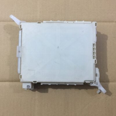 HỘP CẦU TRÌ TOYOTA FORTUNER