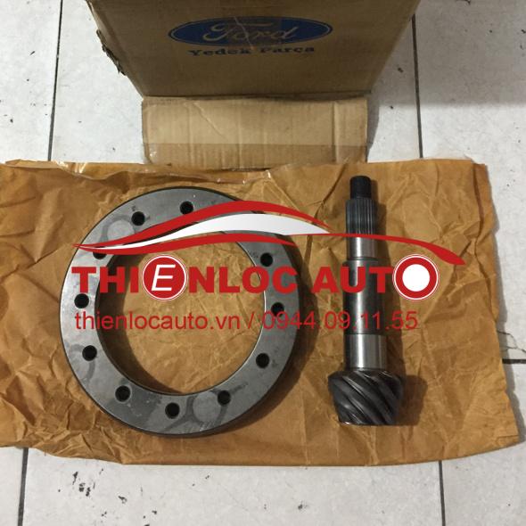 VÀNH CHẬU QUẢ DỨA FORD TRANSIT