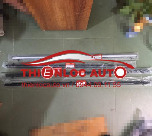 BỘ NẸP CHÂN KÍNH NGOÀI HONDA CIVIC