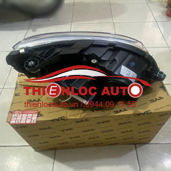 ĐÈN PHA TRÁI MERCEDES W204