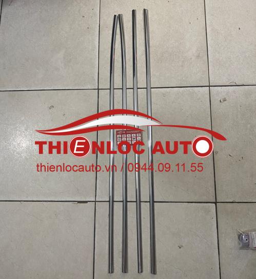 ỐP NẸP CHÂN KÍNH HYUNDAI ACCENT