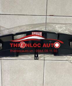ỐP TRÊN KÉT NƯỚC MERCEDES W204