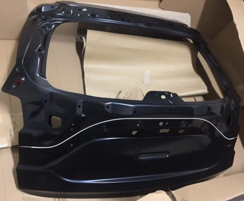 CÁNH CỬA HẬU MAZDA CX5