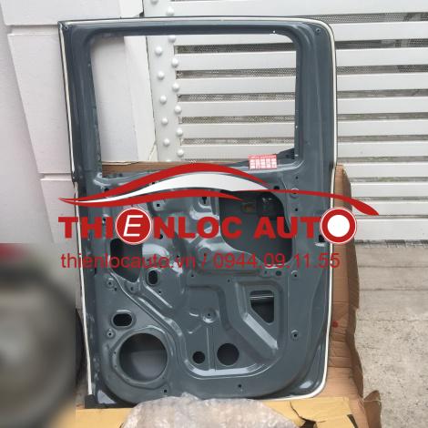 CÁNH CỬA SAU PHẢI FORD RANGER