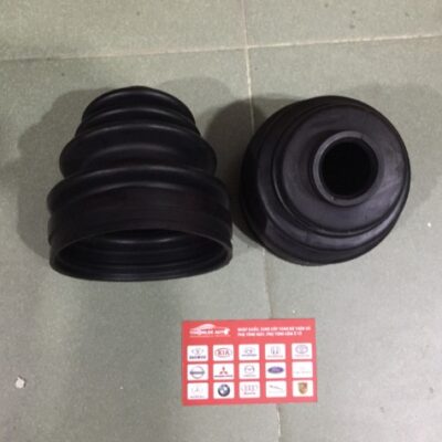 CHỤP BỤI LÁP TRONG TOYOTA LAND CRUISER