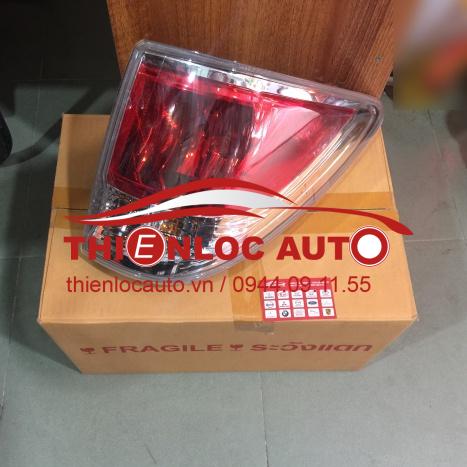 ĐÈN HẬU MẢNH NGOÀI PHẢI MAZDA BT50