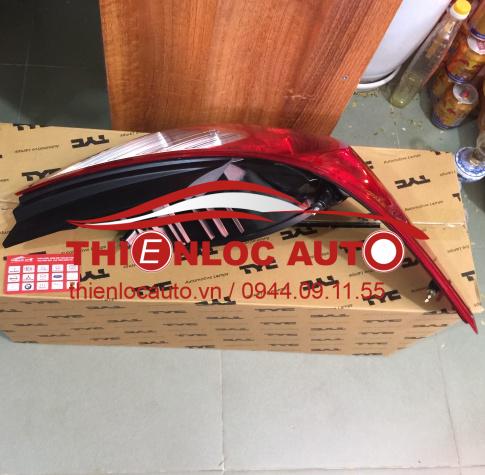 ĐÈN HẬU TRÁI NISSAN SUNNY
