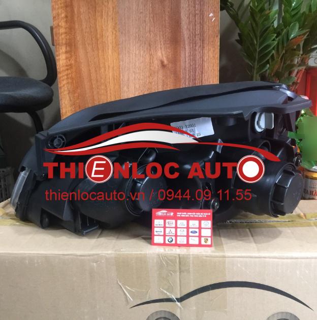 ĐÈN PHA PHẢI KIA CARENS 921021D000(921021D010)