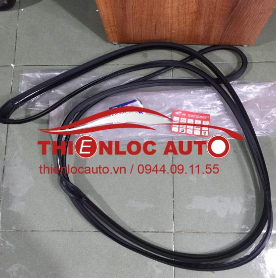 GIOĂNG KÍNH CHẮN GIÓ HYUNDAI H100