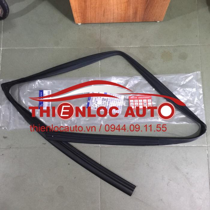 GIOĂNG TRƯỢT KÍNH TRƯỚC HYUNDAI I10
