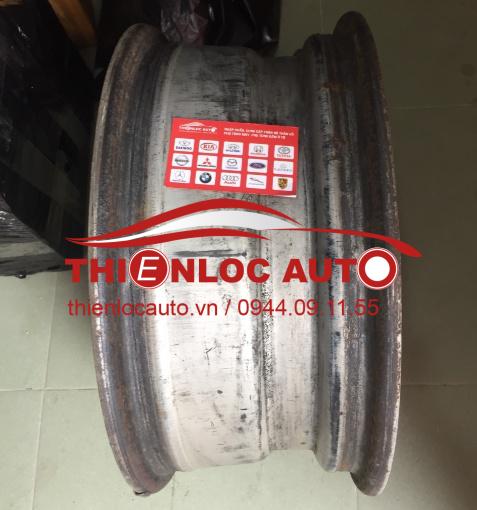 MÂM SẮT HYUNDAI STAREX