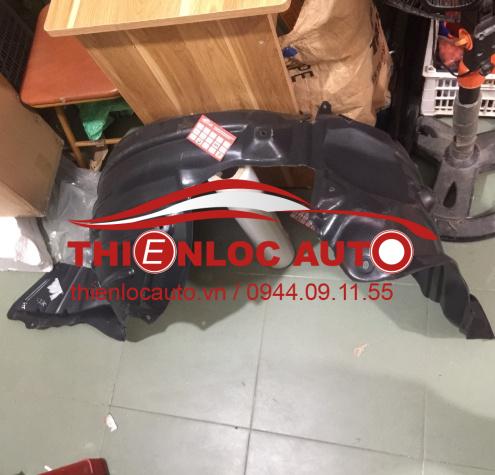 LÒNG DÈ TRƯỚC PHẢI MAZDA 3