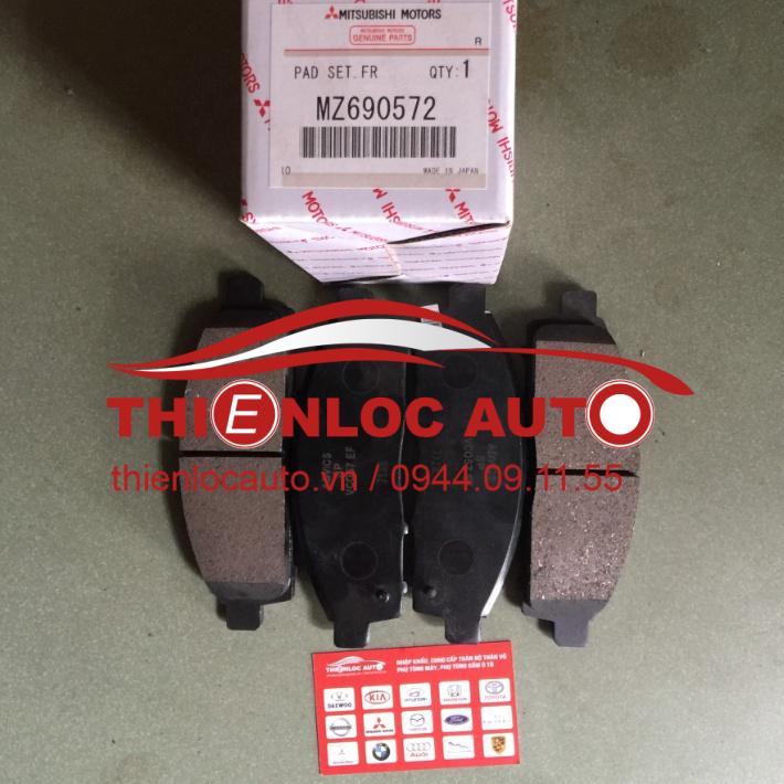 BỐ THẮNG TRƯỚC MITSUBISHI TRITON
