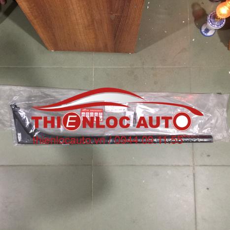 NẸP CHÂN KÍNH SAU MAZDA BT50