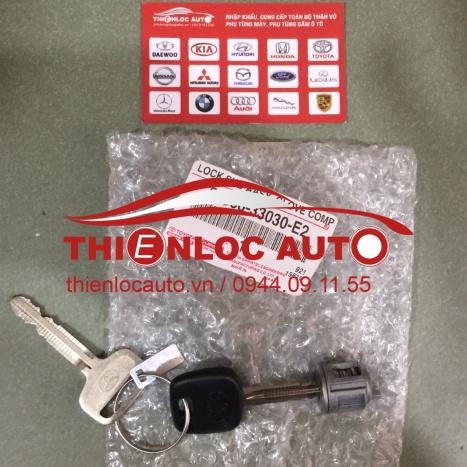 Ổ KHÓA CỐP PHỤ TOYOTA INNOVA