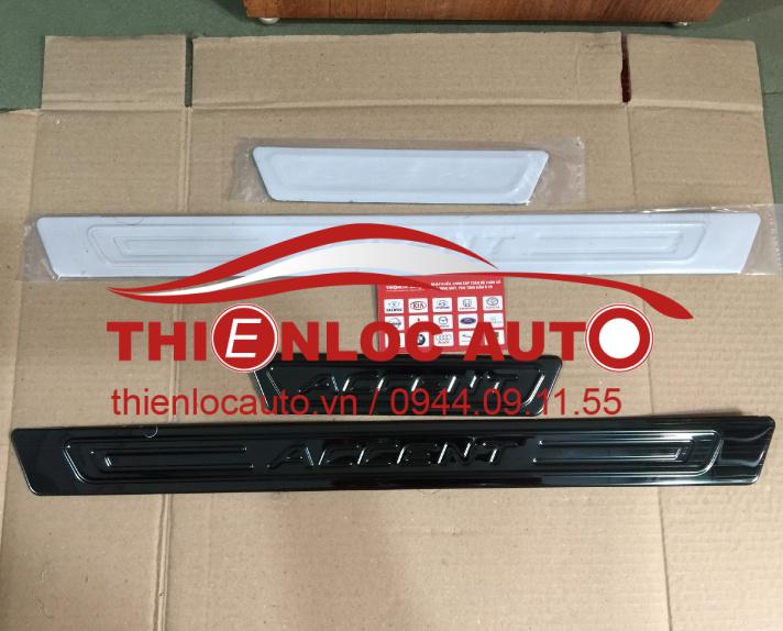 ỐP BẬC CỬA NGOÀI HYUNDAI ACCENT