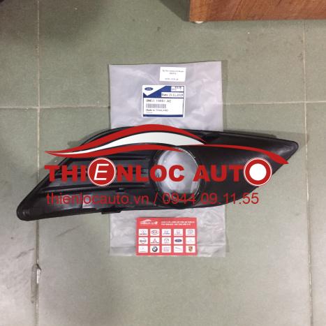 ỐP ĐÈN GẦM TRÁI FORD FOCUS